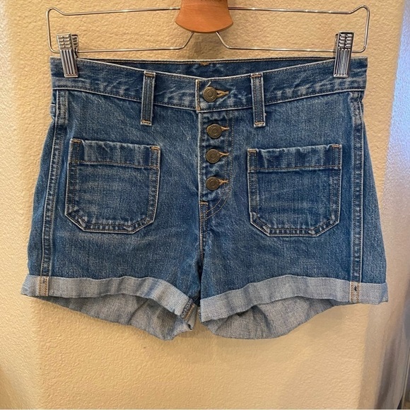 LEVI’S Women Blue Buttoned Front Orange Tab Jean Shorts Size 26 - Picture 1 of 10